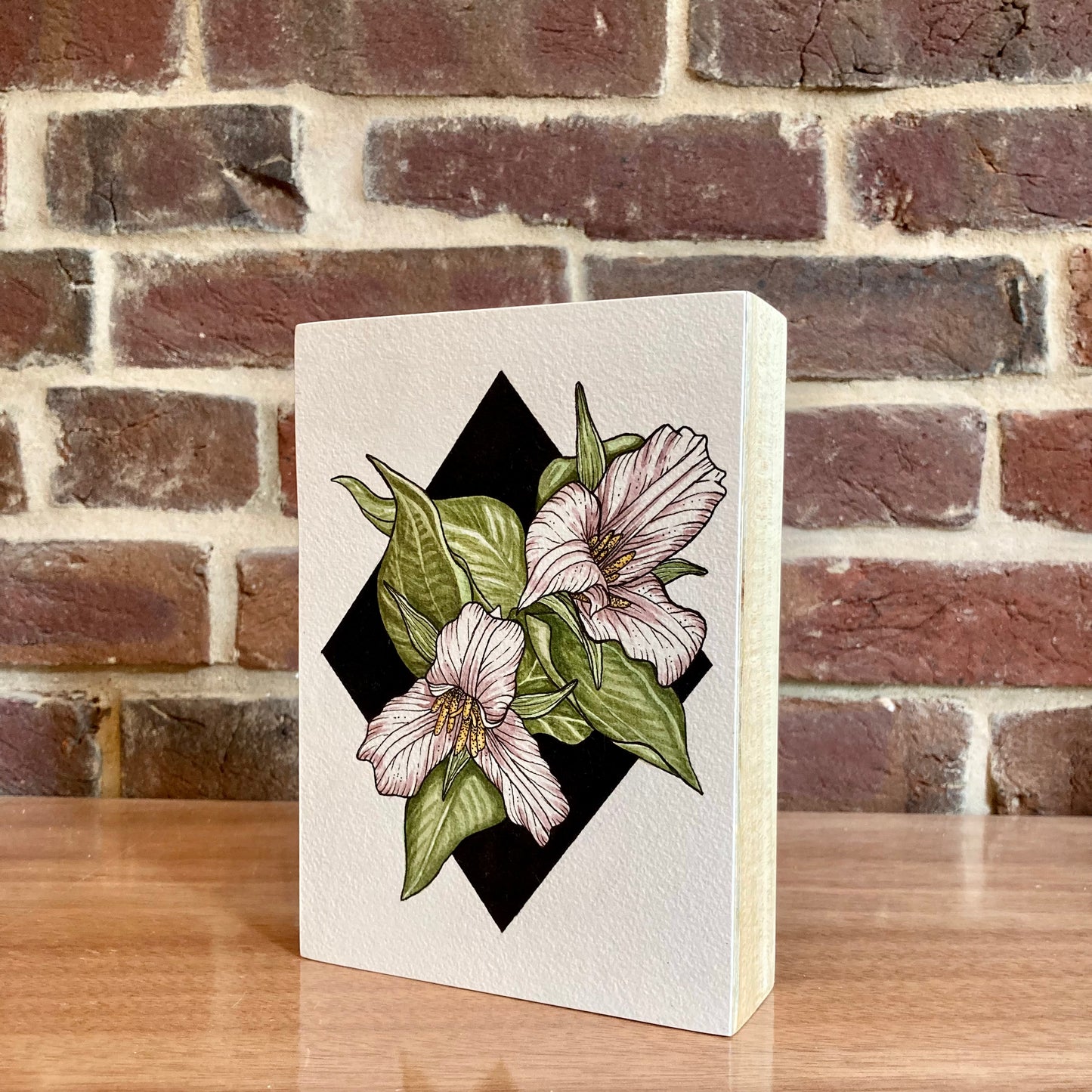 white trilluim botanical painting